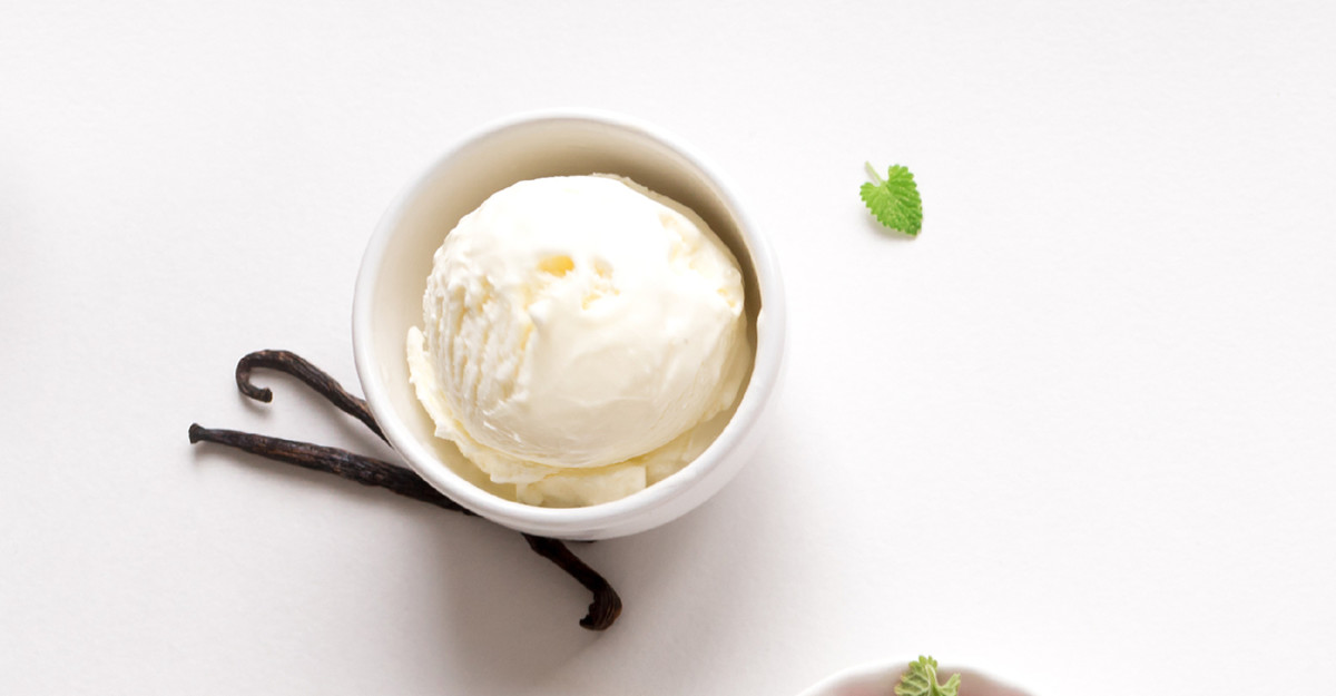 Homemade Vanilla Frozen Yogurt