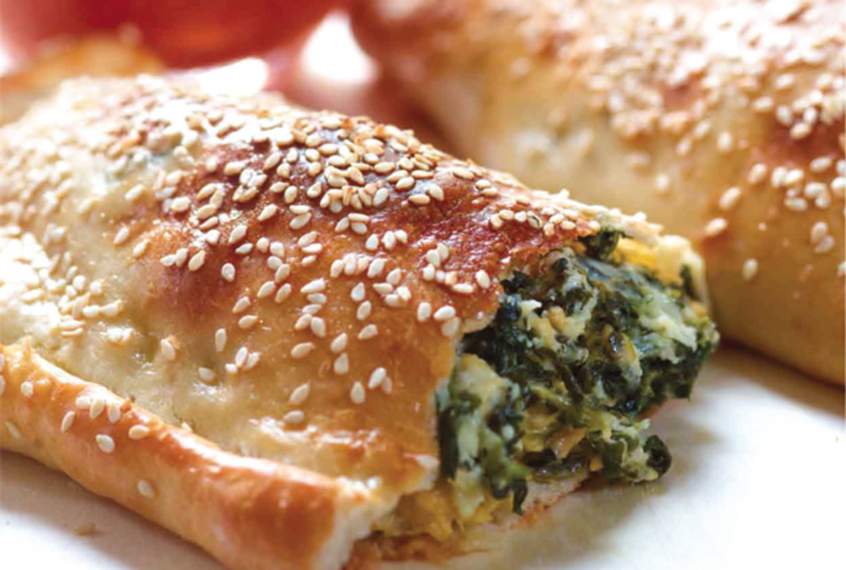 spinach-and-cheddar-calzone-310