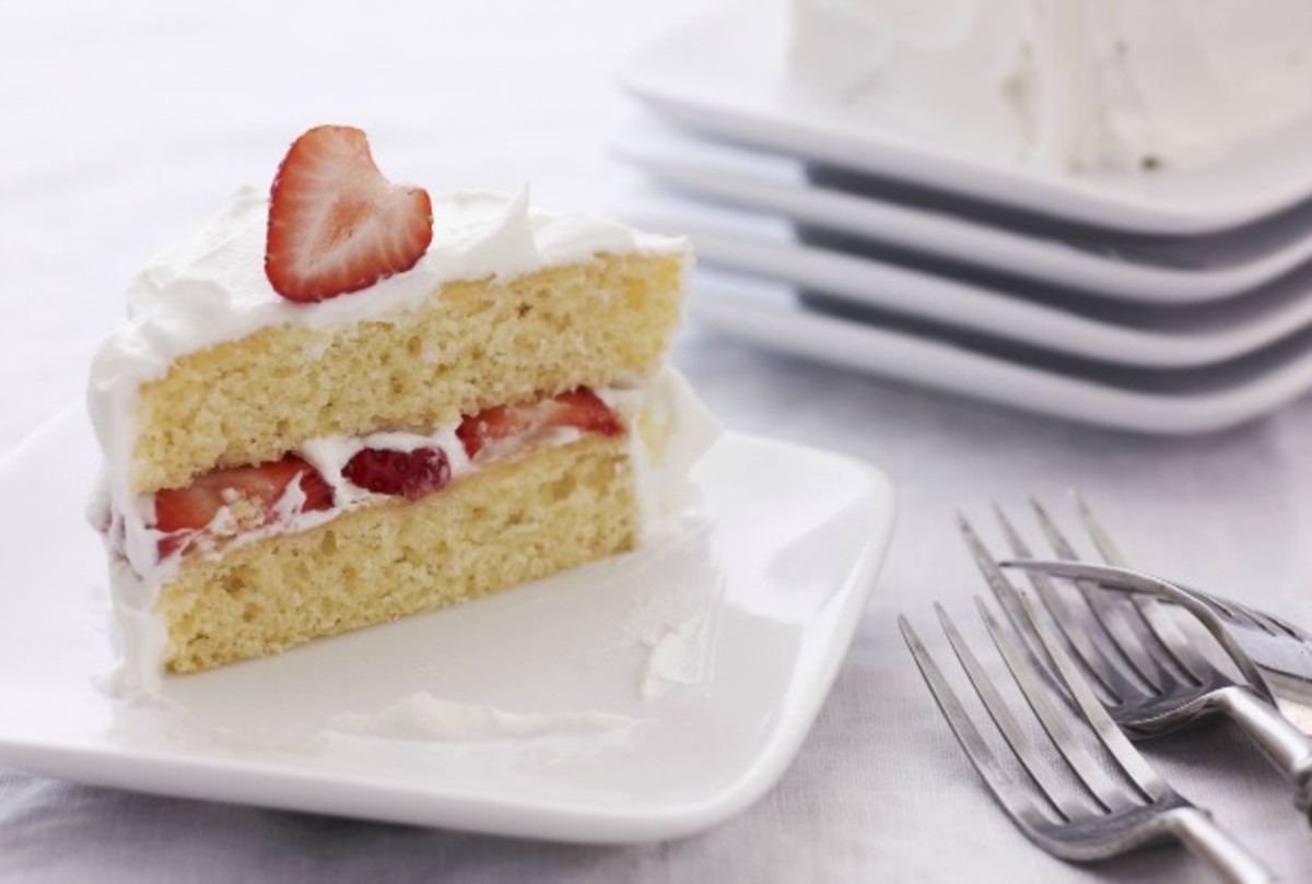 strawberry shortcake with coconut frosting