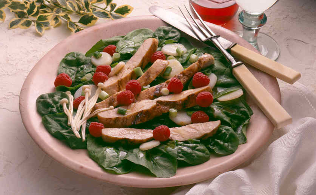 Grilled Turkey Salad with Raspberry Vinaigrette