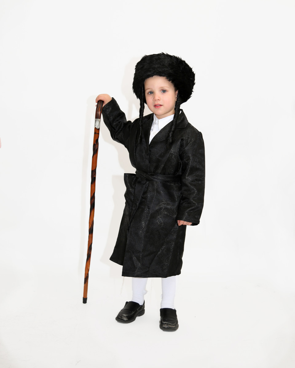 Shaulie Dovid Dressed as a Chassid