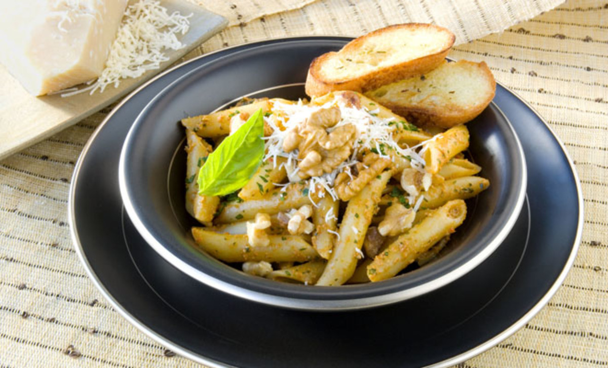 penne with red pepper walnut pesto