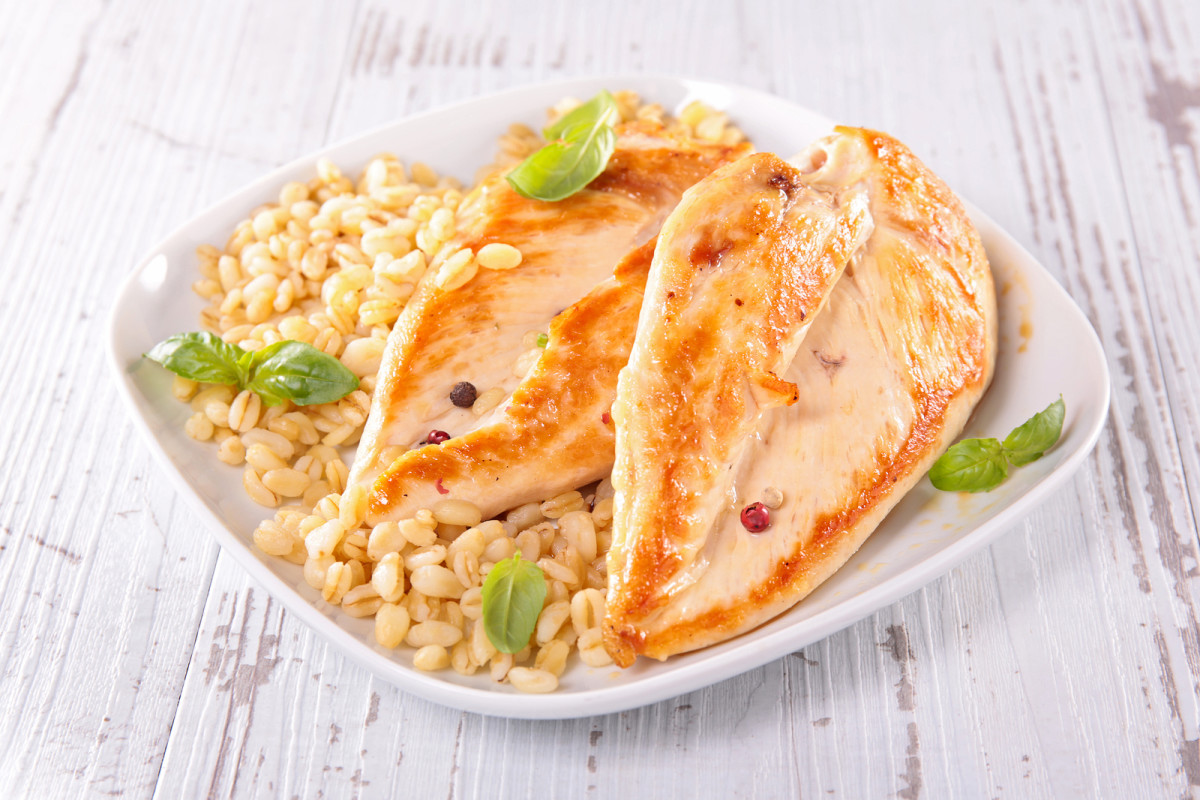 Baked Chicken with Apples and Barley