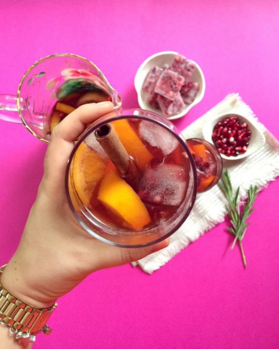 Chilled Mulled Pomegranate Wine with Pomegranate Ice