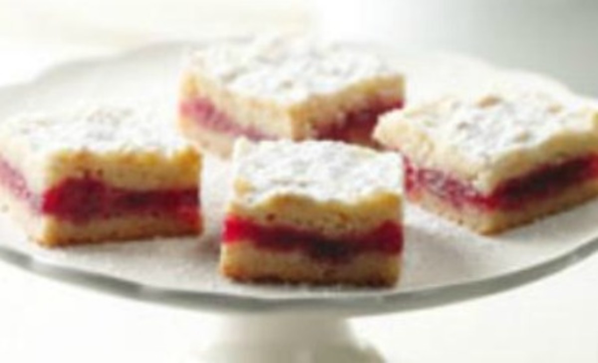 Hungarian Shortbread with Cranberry Jam