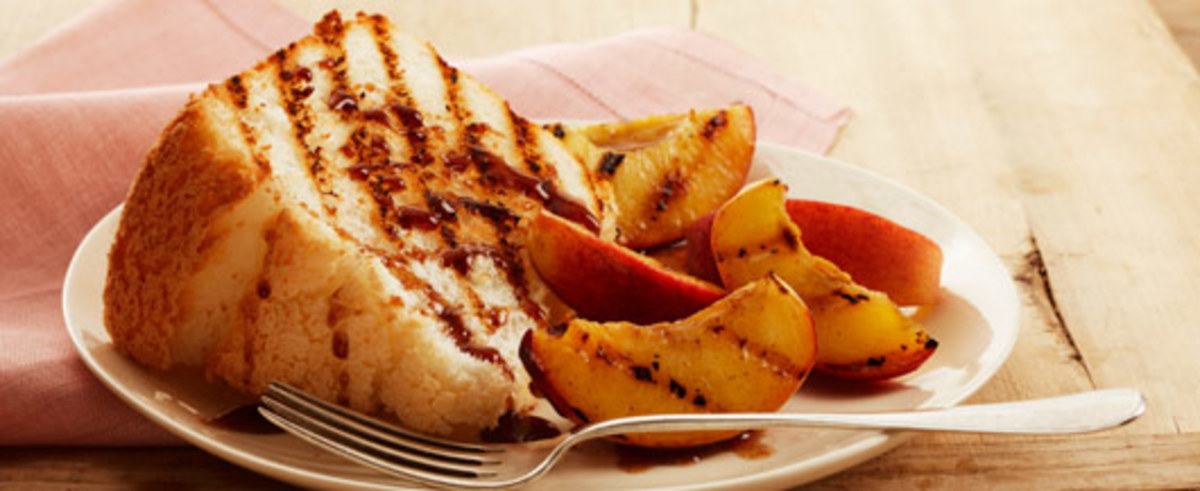 Grilled Angel Food Cake with Peaches