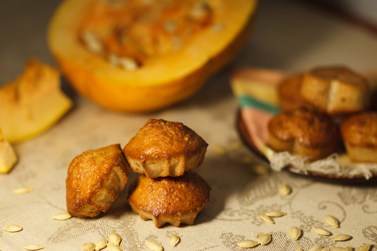 healthy and delicious pumpkin muffins