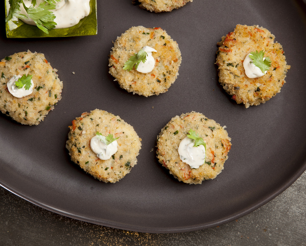 baked crab balls with cilantro lime dipping sauce
