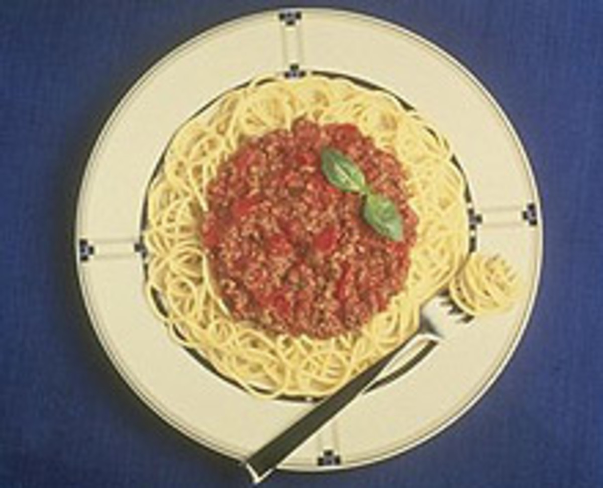 Pasta with Tomato Meat Sauce