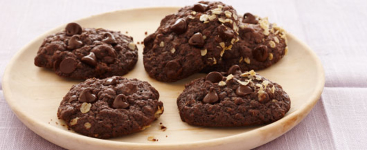 Chocolate Chewy Oatmeal Cookies