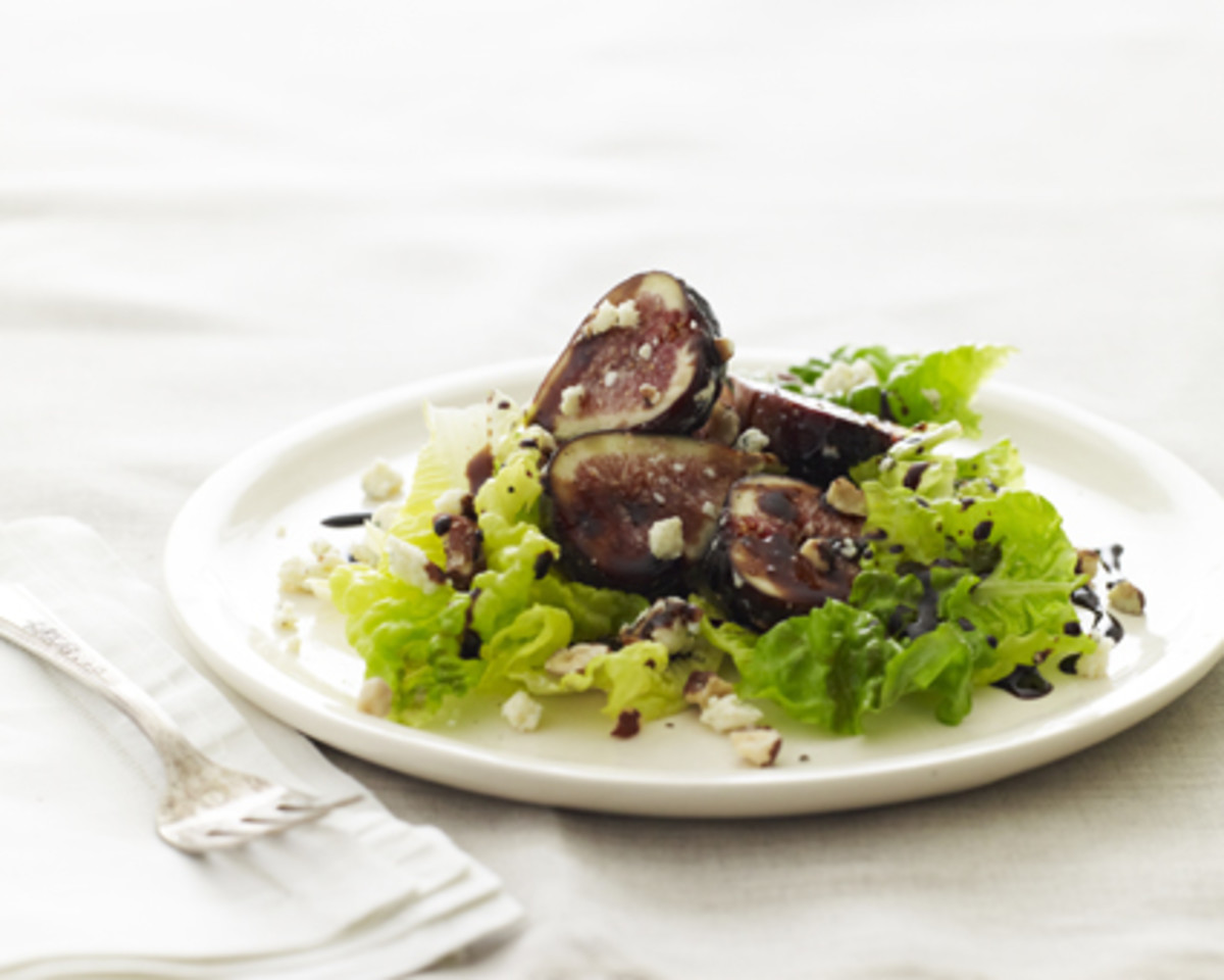 fig and blue cheese salad