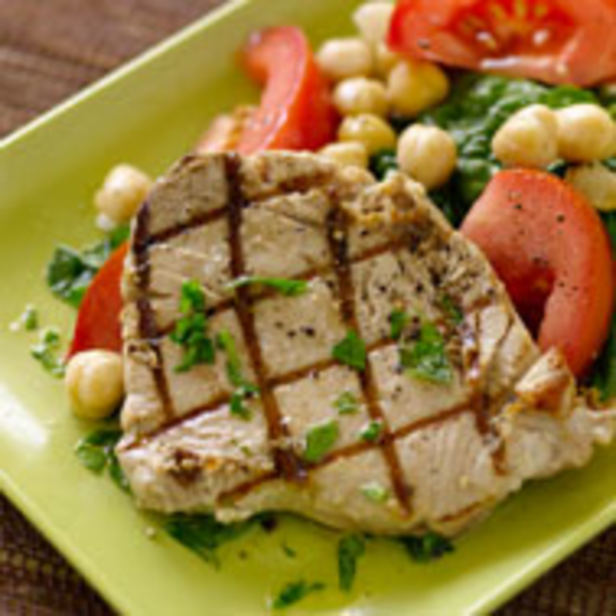 Grilled Tuna With Chickpea and Spinach Salad