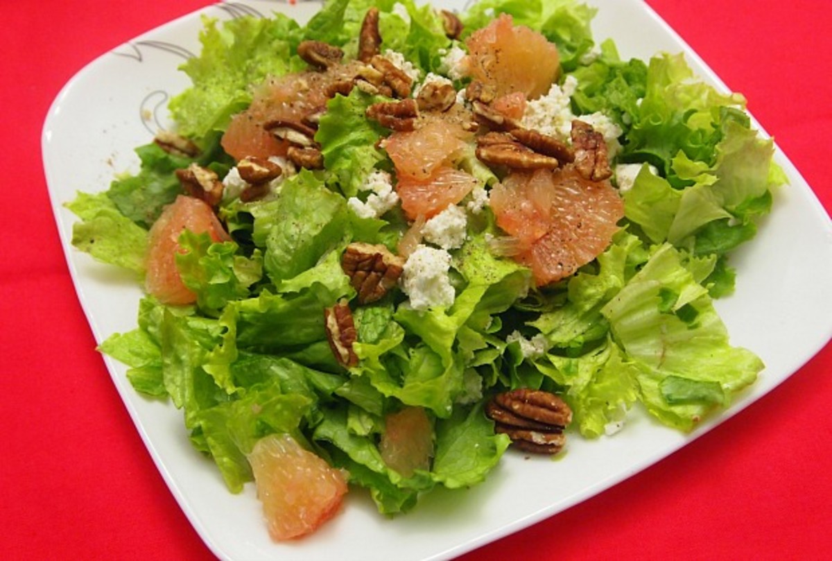 salad-with-grapefruit-and-goat-cheese