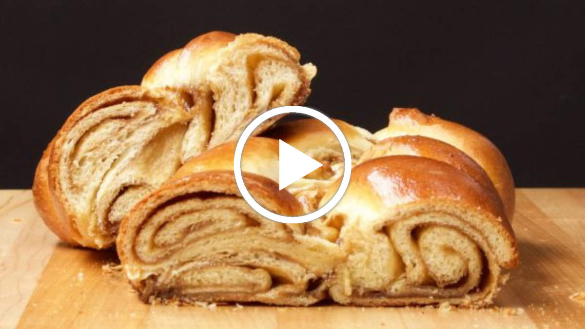 No-Bowl Cinnamon Roll Challah - Jamie Geller