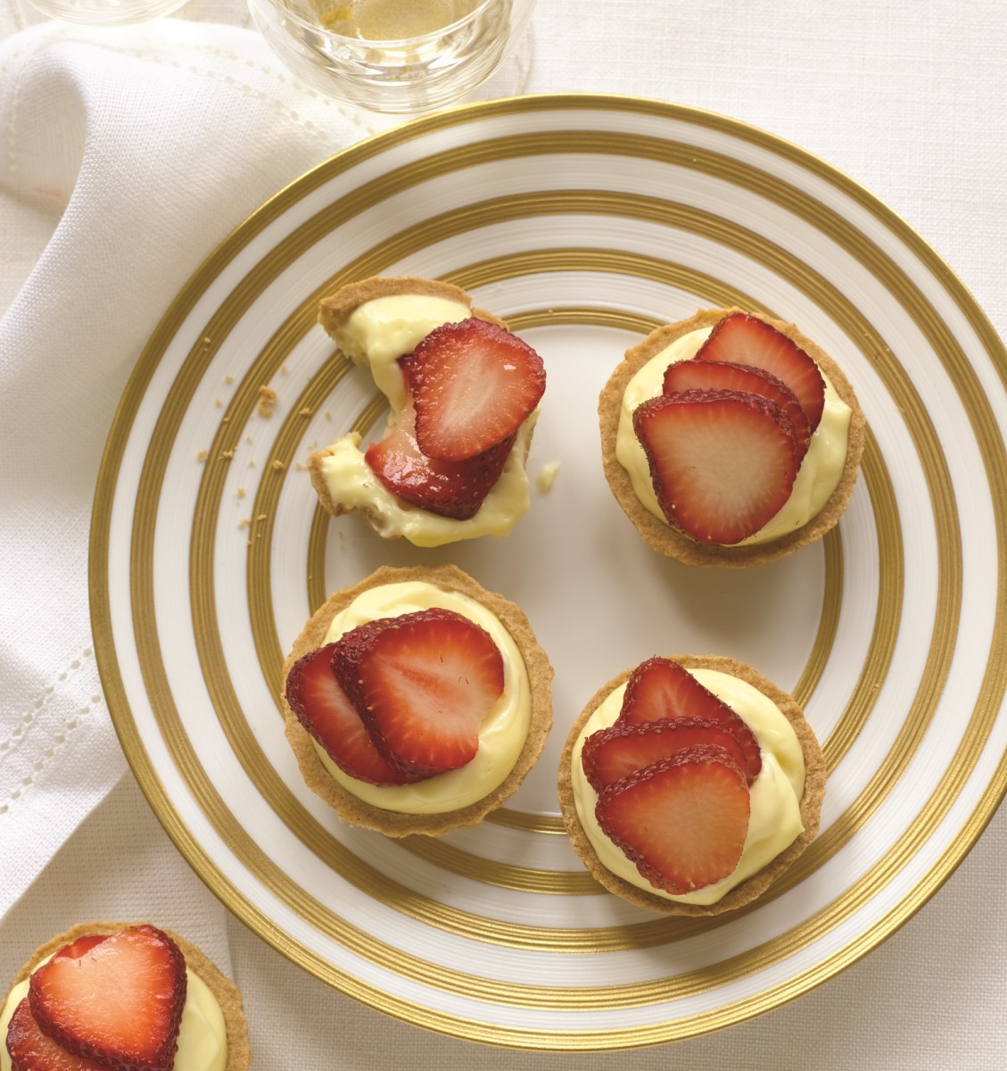 Strawberry Pastry Cups