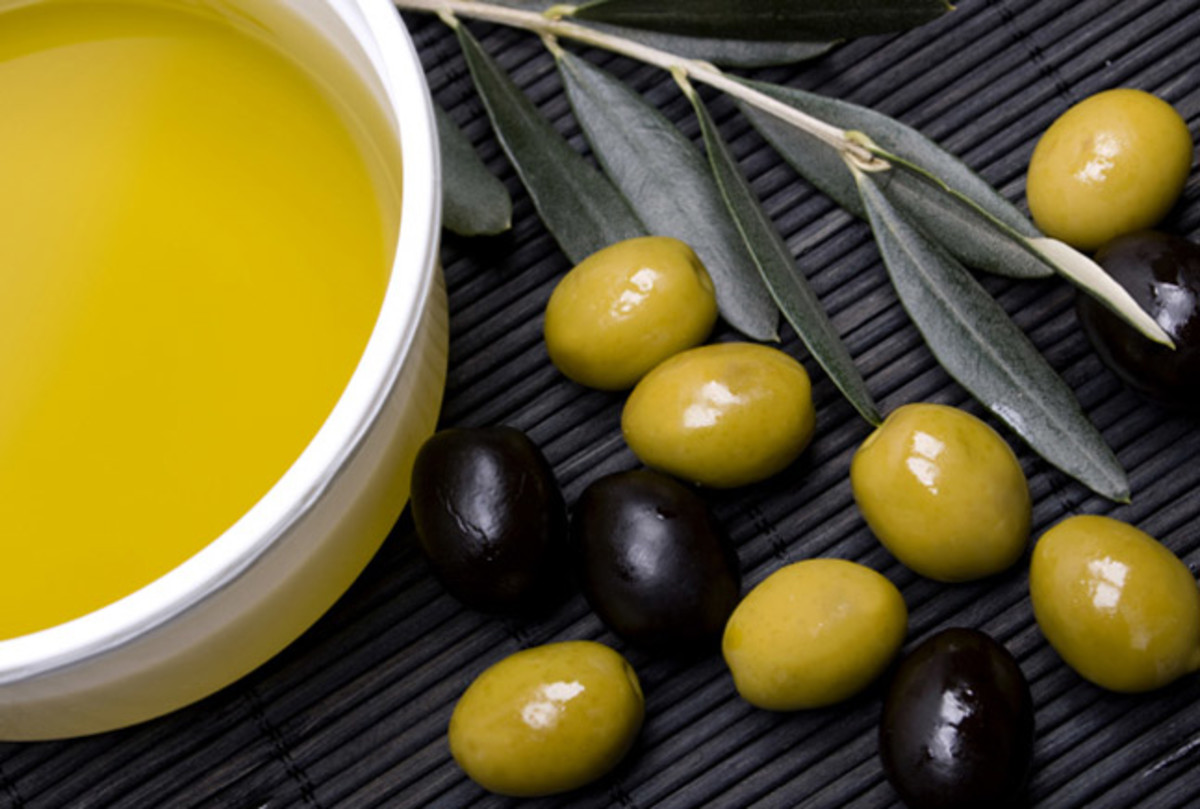 Kosher Ingredient of the Month- Olive Oil – The 1 Ingredient for a Perfect Passover