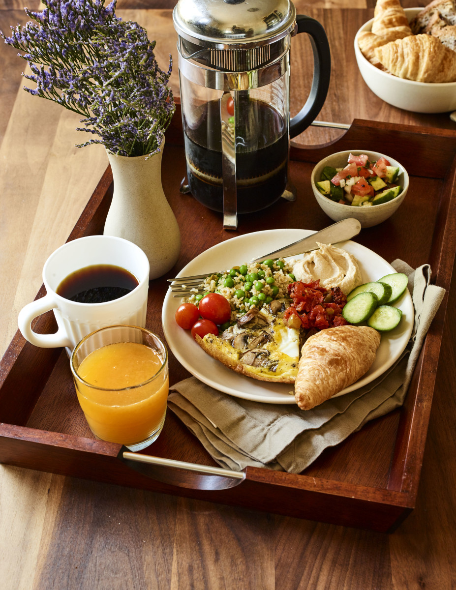 frittata, freekah breakfast tray