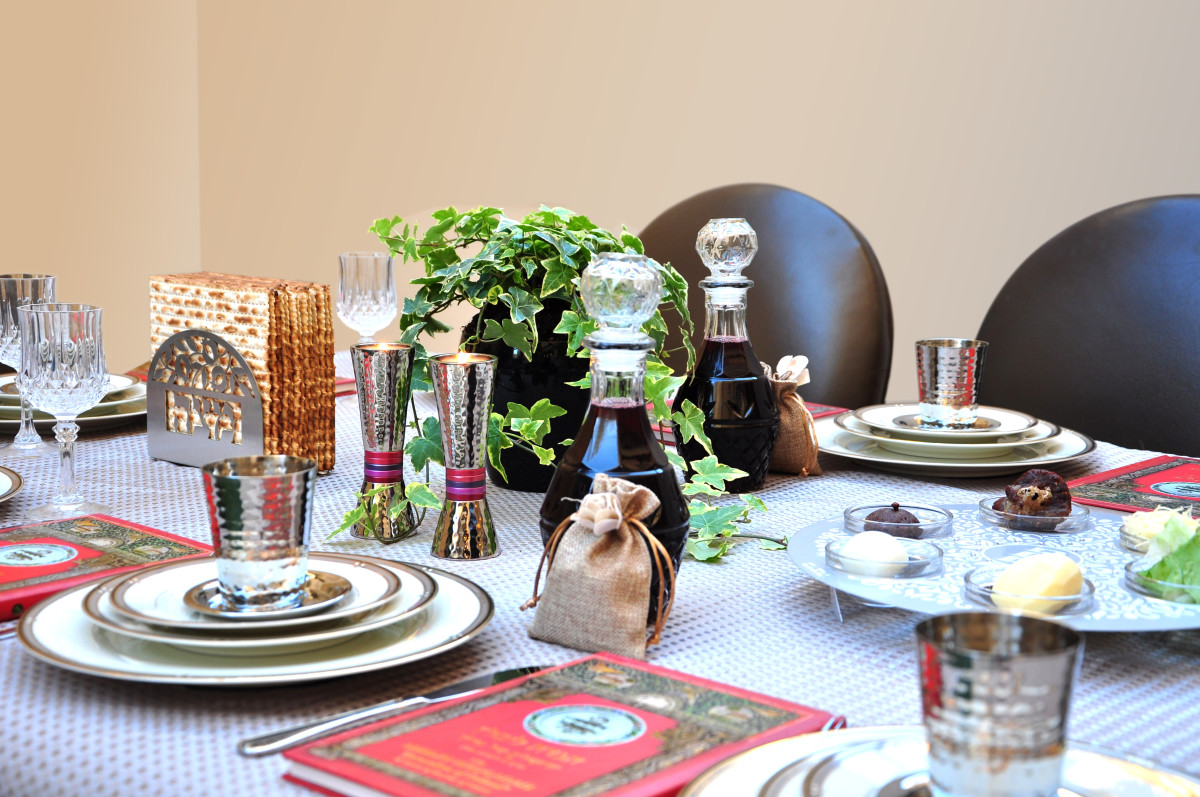 Passover seder tablescape