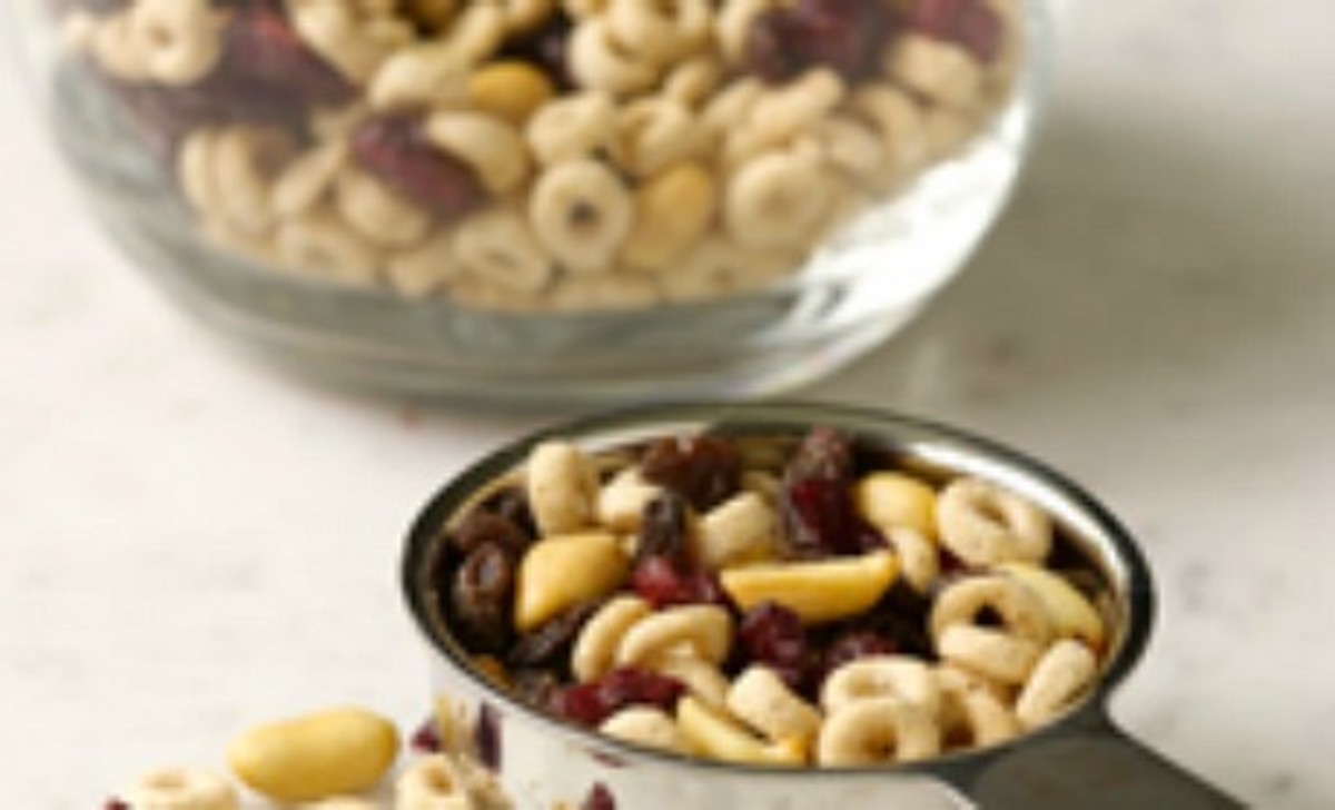 Make-Your-Own Snack Mix