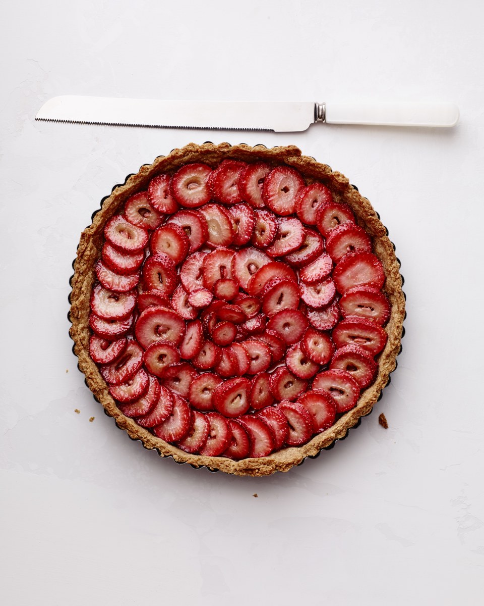 rustic strawberry tart