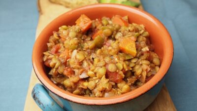 3 lentil vegetarian chili