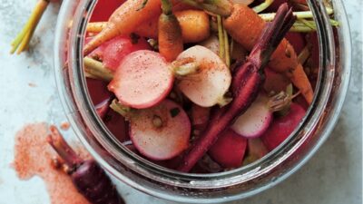 Quick pickled vegetables