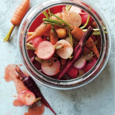 Quick pickled vegetables