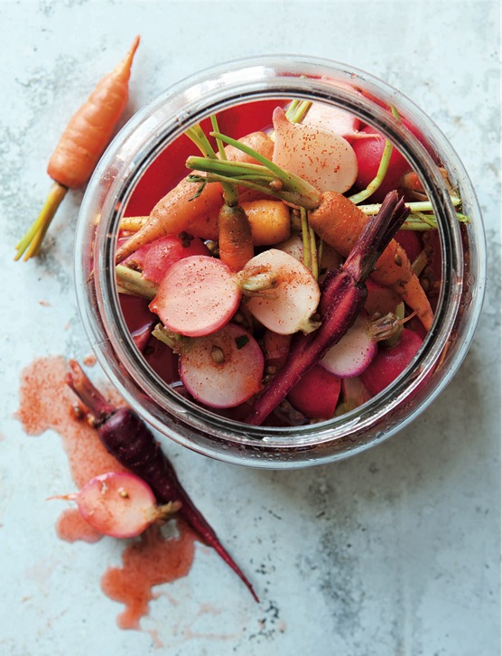 Quick pickled vegetables