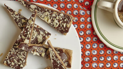 ALMOND bars