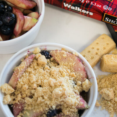 apple berry crisp_web