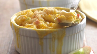 Apple-Cheddar Mac and Cheese