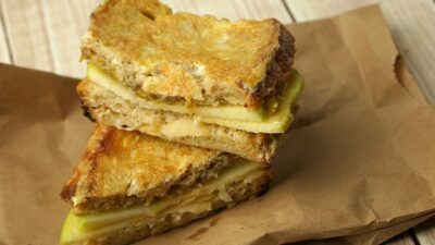 apple cheddar monte cristo