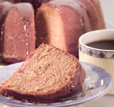 Apple Cinnamon Bundt Cake with Caramel Sauce