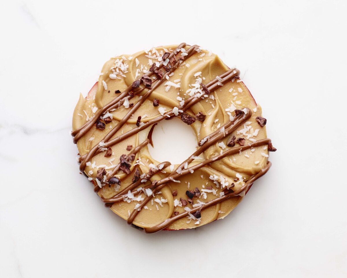 HEALTHY APPLE DOUGHNUT RINGS