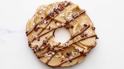 HEALTHY APPLE DOUGHNUT RINGS
