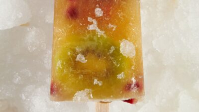 apple kiwi pops.jpg