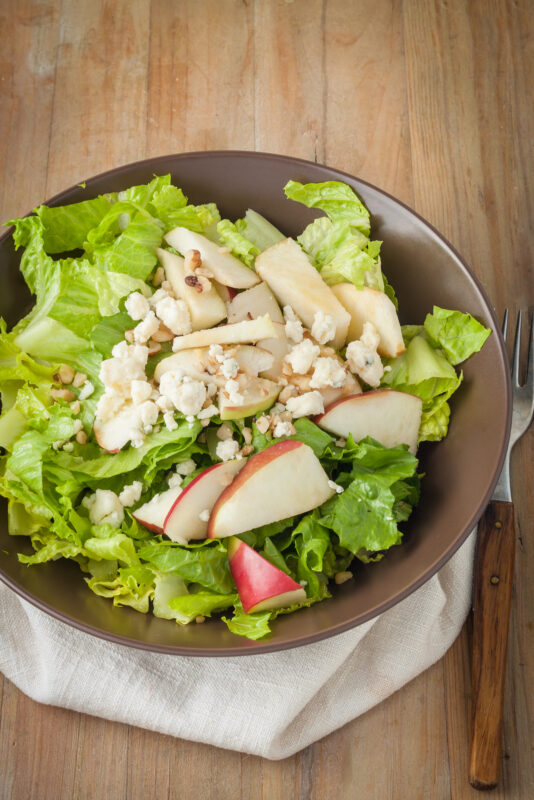 Apple Salad With Blue Cheese