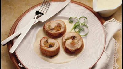 Apricot-Stuffed Turkey Thighs