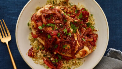Cauliflower "arroz" con pollo