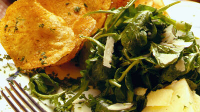 ARUGULA SALAD WITH CRISP IDAHO POTATOES