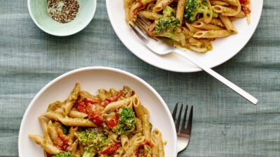 Arugula Walnut Pesto Pasta vertical