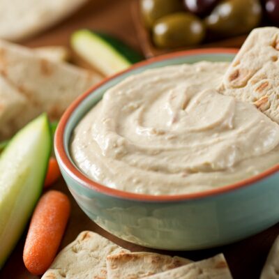 ZUCCHINI HUMMUS