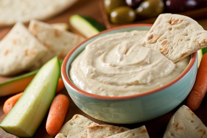 ZUCCHINI HUMMUS