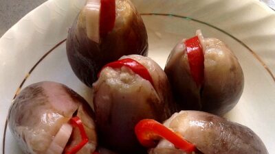 baby eggplants pickled3