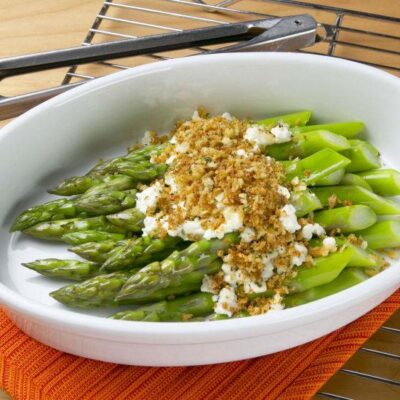 Baked Asparagus with Goat Cheese and Bread Crumbs