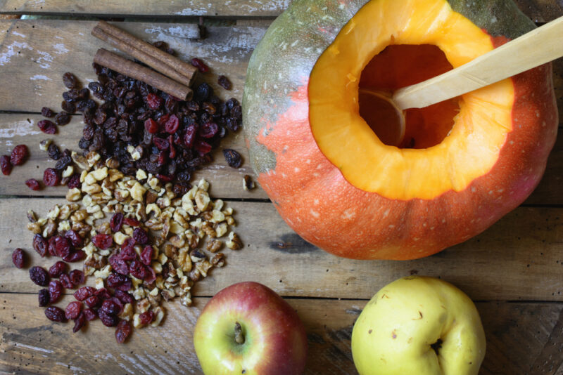 baked pumpkin with corn and apple pudding