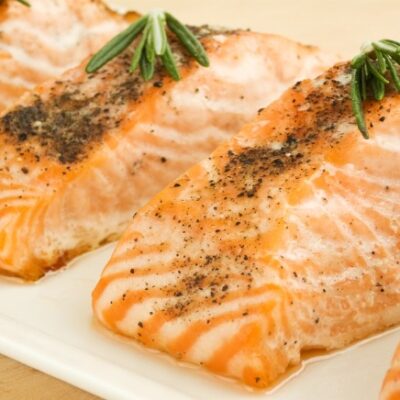 baked salmon with herbs