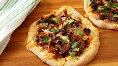 BBQ-Seitan-Pizza