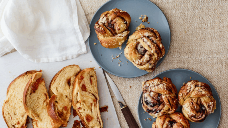 Berry Babka Muffins