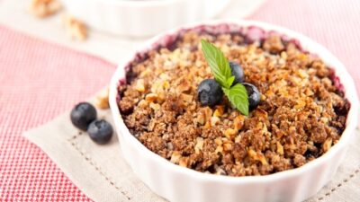 Berry Cobbler Crisp